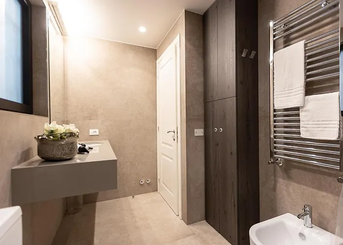 Amazing Via Parigi Apartment *